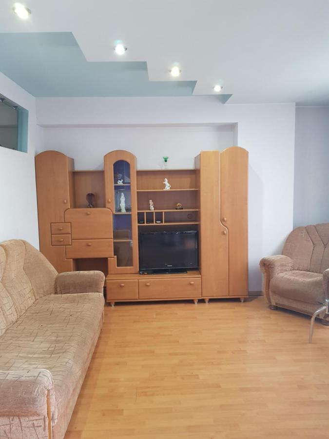 Apartment-14 In The Center Of Yerevan Exterior photo